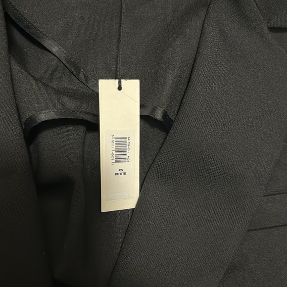 NWT! BANANA REPUBLIC WOMENS BLACK EVERYWHERE PONTE BLAZER💙 - Picture 9 of 14